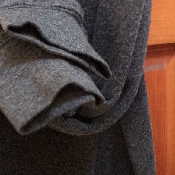 Wildfox sweater/ size Med - Picture 5 of 12